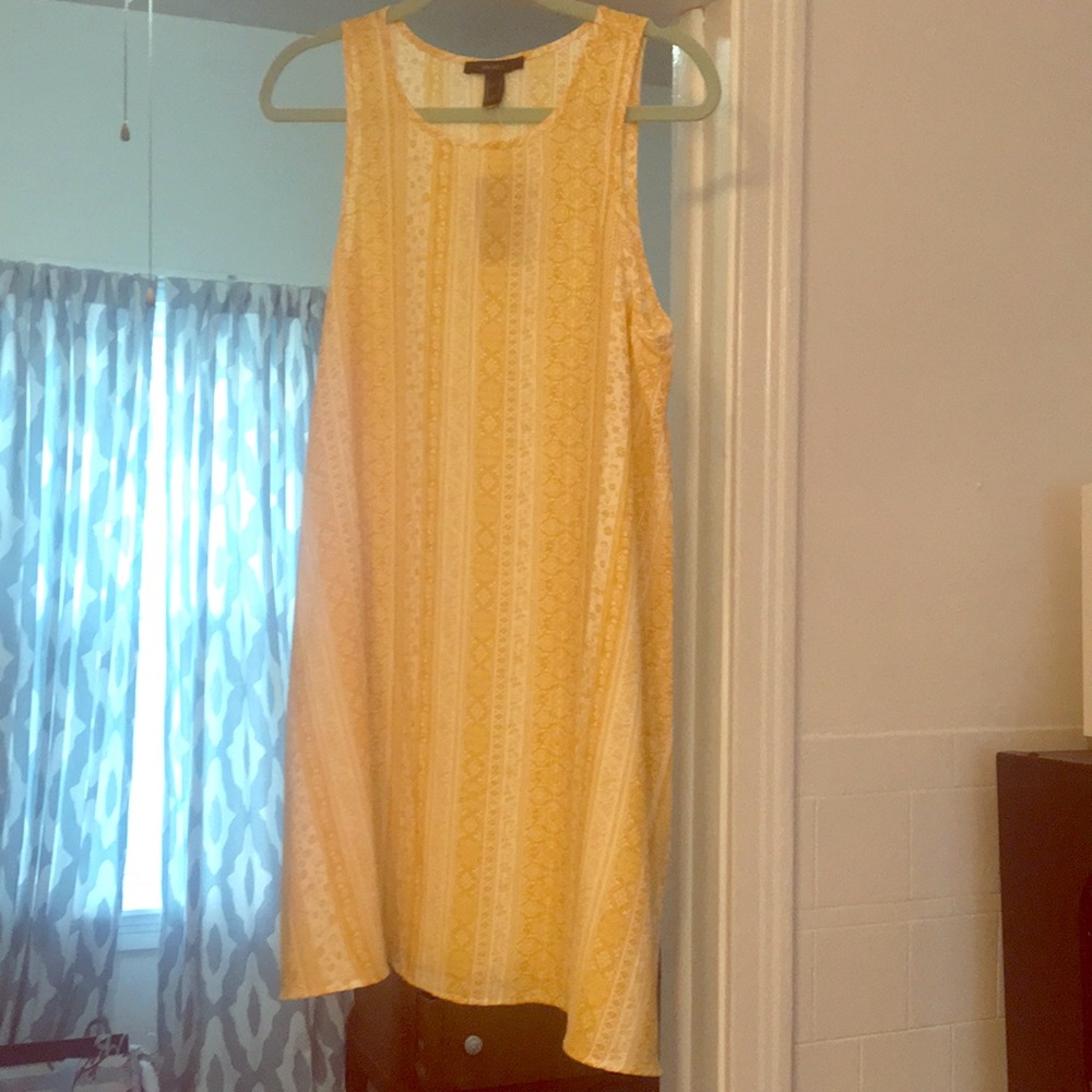 NEVER WORN NEW WITH TAGS Yellow printed sundress